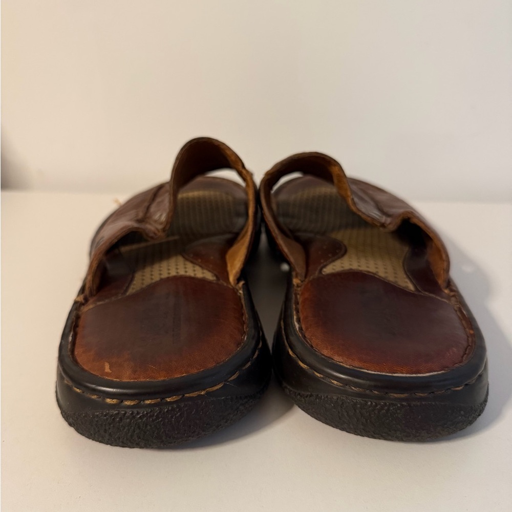Born Men's Size 9  Leather Slide Sandals in Brown - Picture 2 of 15